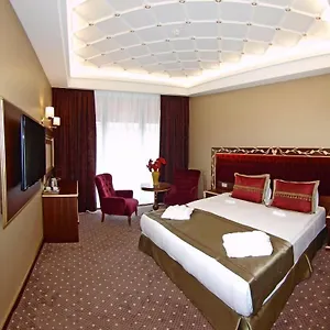 **** Otel Mb Deluxe Türkiye